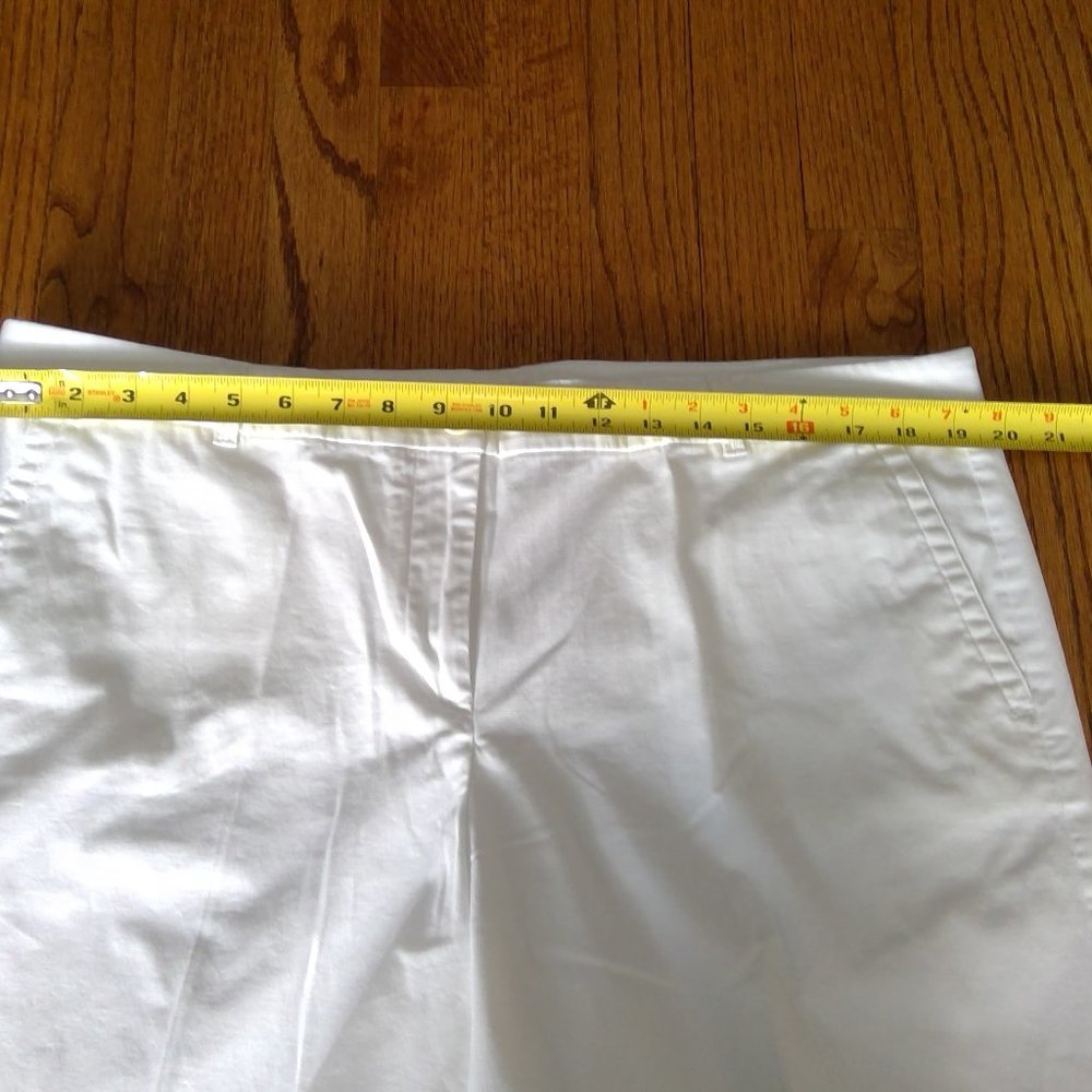 Talbots "Weekend" White Shorts - Picture 7 of 10